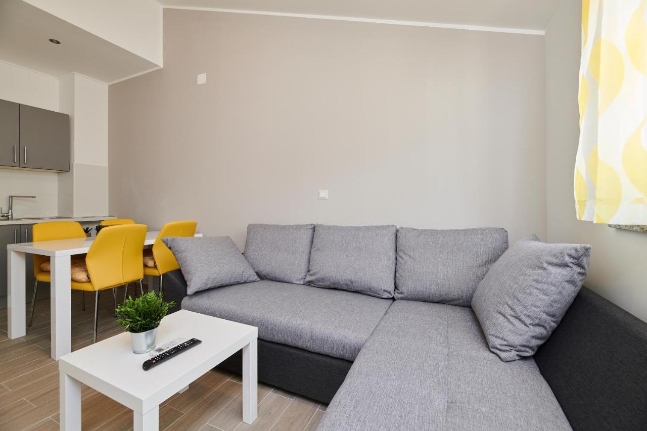 Villa Dvori Basanija Bagian luar foto