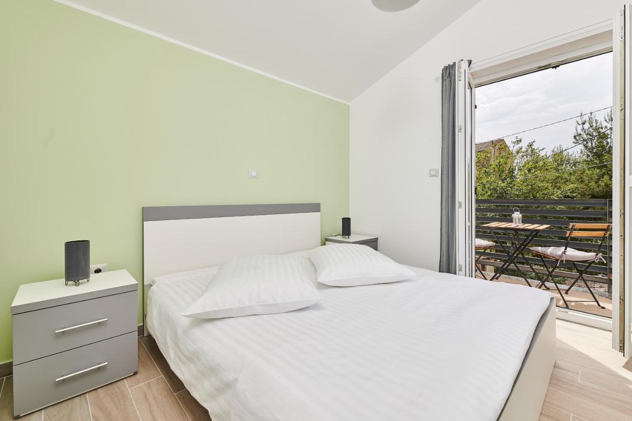 Villa Dvori Basanija Bagian luar foto